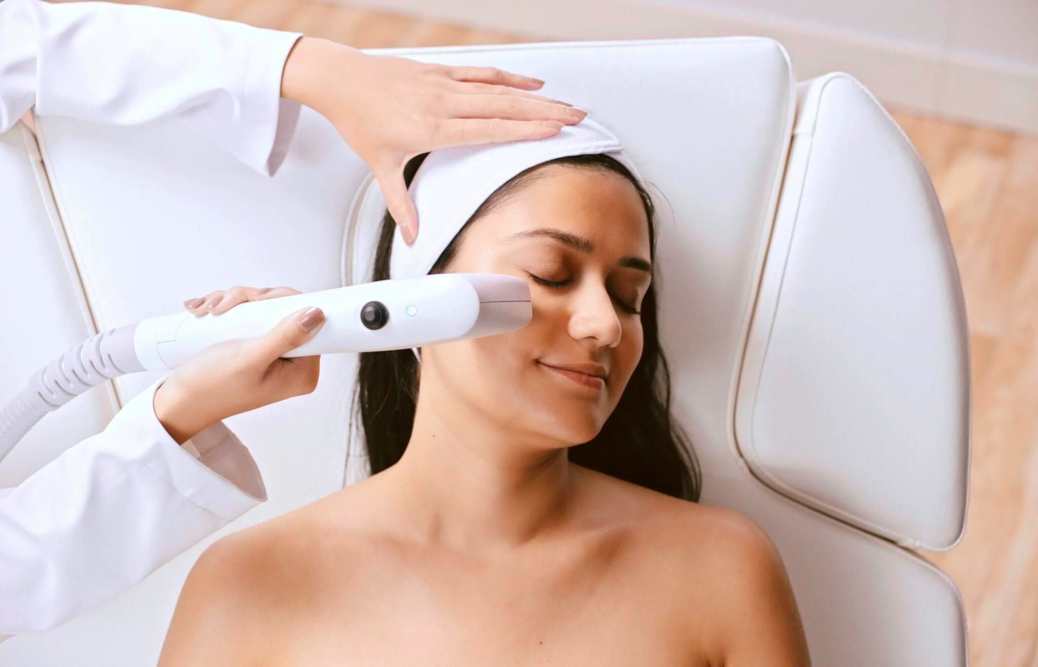 Sofwave Skin Tightening: How Long Until You See Results and How Long They Last?